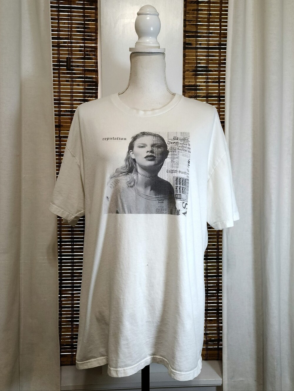 VTG Style Taylor Swift Reputation Tee XXL Off-White